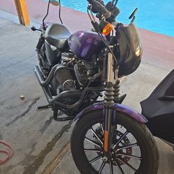 2014 Harley Davidson 883 esports 6000 a great offer