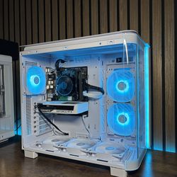 WHITE GAMING PC #1: RTX 5060 | 16GB DDR5 RAM | 512GB NVME SSD