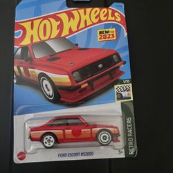 Hot Wheels 2022 Ford Escort RS2000 (Red) Retro Racers