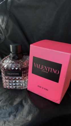 Valentino Donna Born In Roma