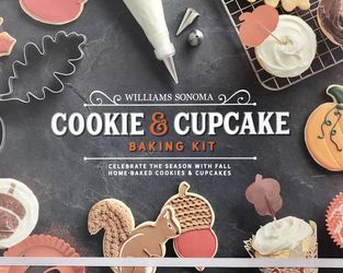 Williams Sonoma Autumn Cookie & Cupcake Baking Kit