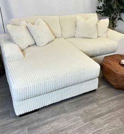 Fog 2-piece LAF Chaise Sectional