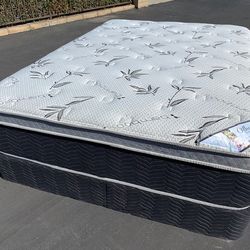 Queen Ortho Bamboo Pillow Top!•••