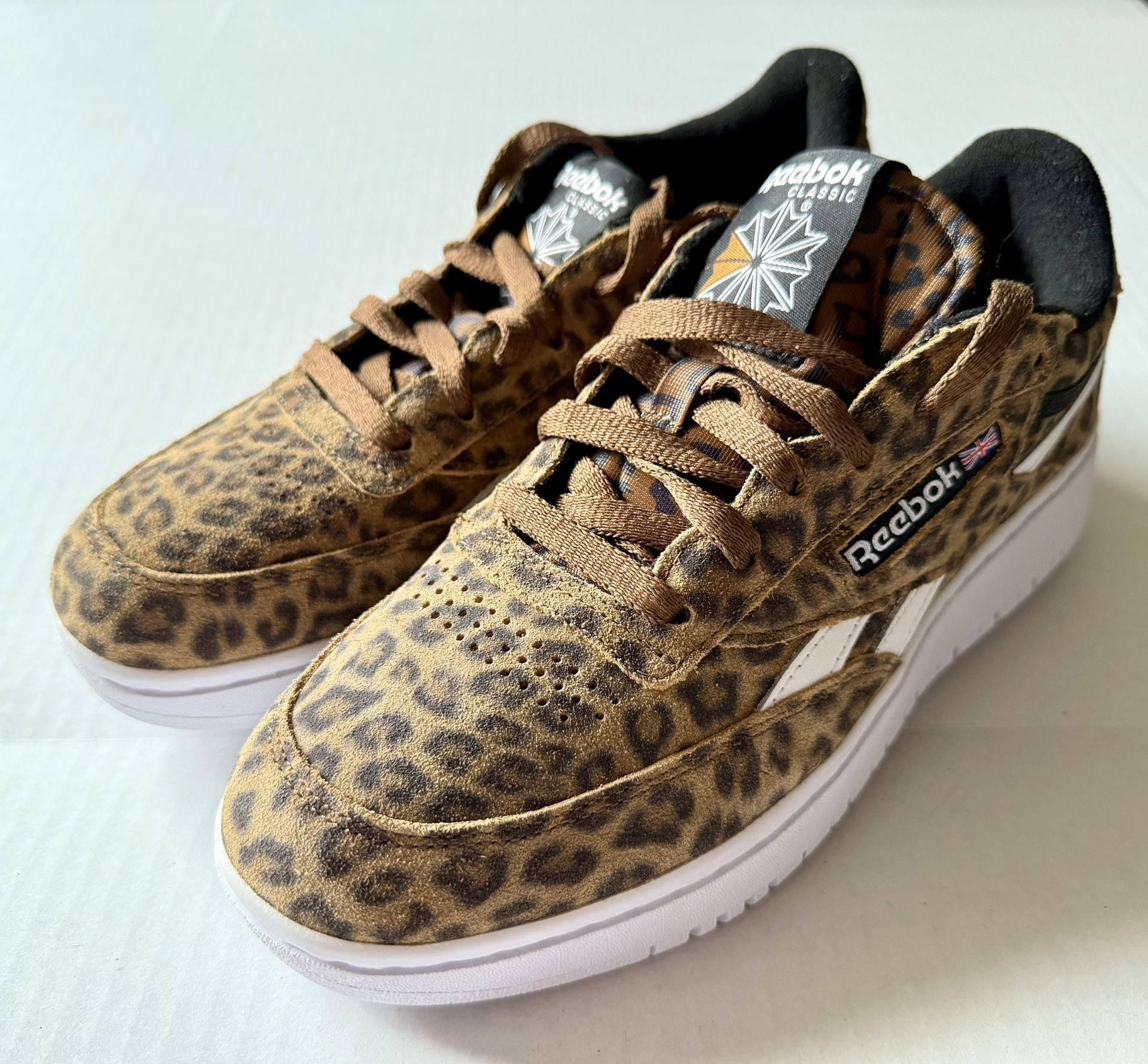 New Reebok Women’s Shoes 9.5 Leopard Print Shoes