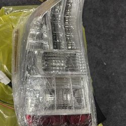 Left Halogen Tail Light For 2010-2011 Toyota Prius Rear Brake Lamp Driver Side