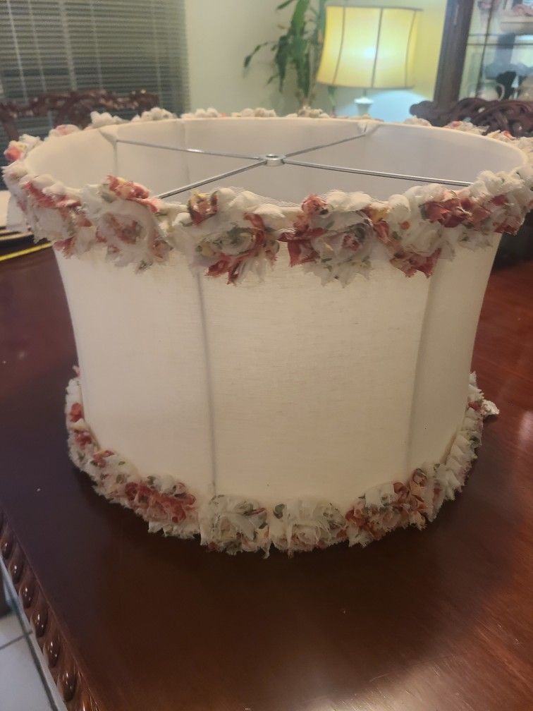 Large Lampshide With Rosette Trim