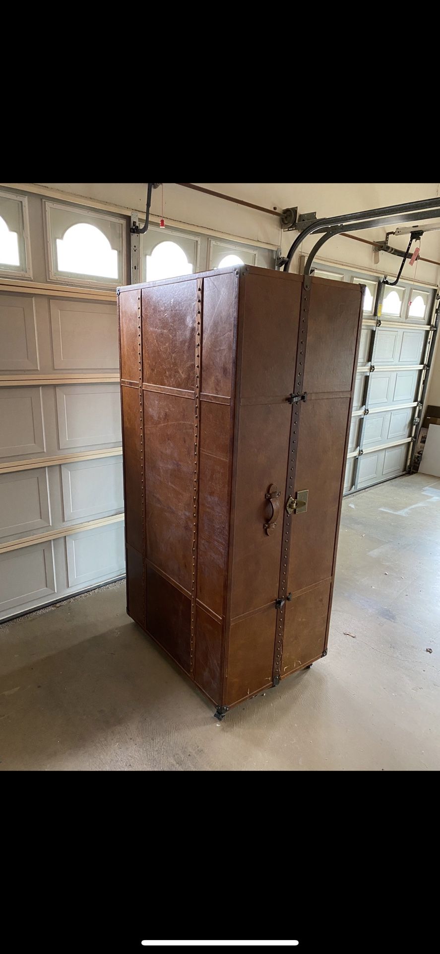 Restoration Hardware Steamer Trunk Leather Desk for Sale in Downey, CA -  OfferUp