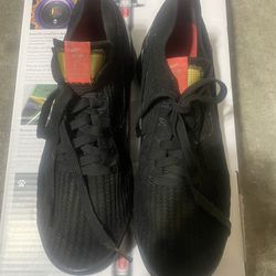 NIKE VAPOR MAX SNAKESKIN SIZE 9.5  deal