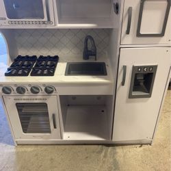 Kids Kitchen 