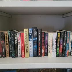28 BOOK lot Thrillers Mysteries Best Sellers