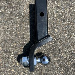 Curt Tow Hitch With 2” Ball, New