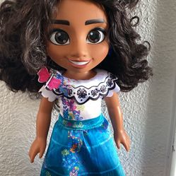 Disney Encanto Mirabel Madrigal