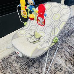 Fisher price Bouncer With Play Bar