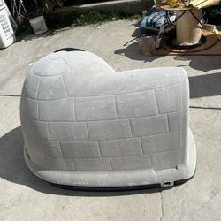Large Dog Igloo House
