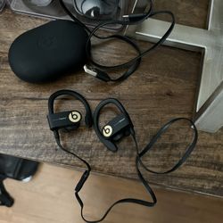 Power Beats 3s Bluetooth Headphones 