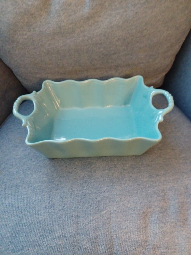 Grace's Pantry Blue Ceramic Scallop Edge Casserole Dish
