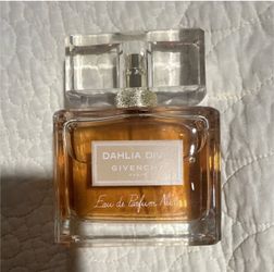 Givenchy Dahlia Divin Eau de Parfum Spray, Regular Size 2.5oz DISCONTINUED
