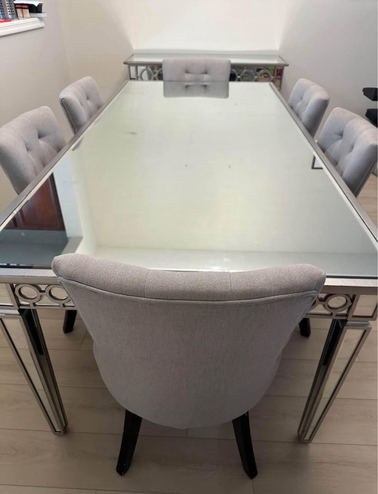 Dinning Table And Sidebar
