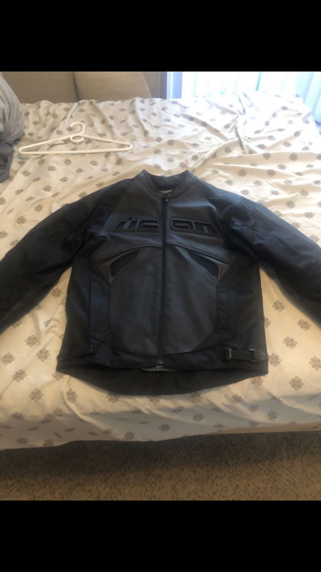 ICON motorcycle Jacket (Size Small)
