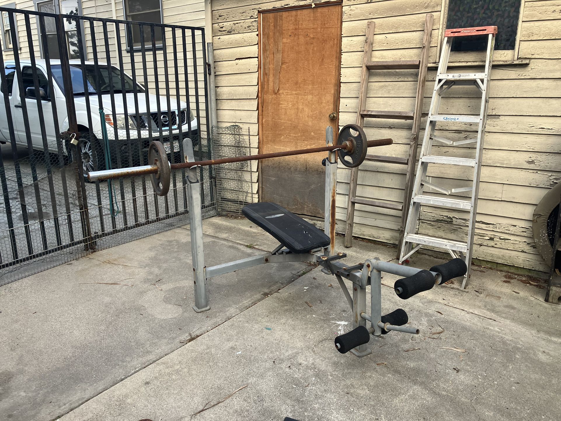 Bench Press With Weights And Curl Bar
