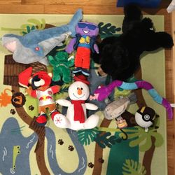 Stuffed Plushes/Animals