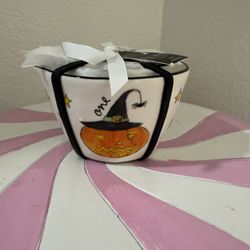 RAE DUNN PUMPKIN MEASURING CUPS