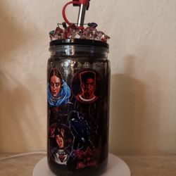 Stranger Things 16oz Snow Globe Drip Cup
