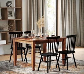 Merrick Lane Finnley 47 Solid Wood Dining Table with Decorative Sculpted Wooden Legs, Seating for 4, Walnut Matte