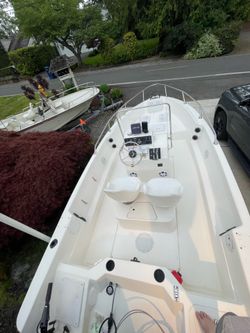 Seaswirl Striper 172 center console Mercury 100HP