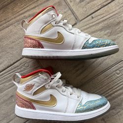 Nike Jordans 1 Kids
