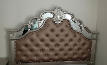 Bedroom set