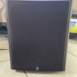 Yamaha SW-4 subwoofer