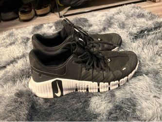 Nike “Free metcon 5”