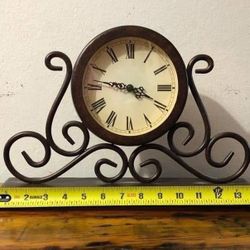 RELOJ ANTIGUO DE METAL