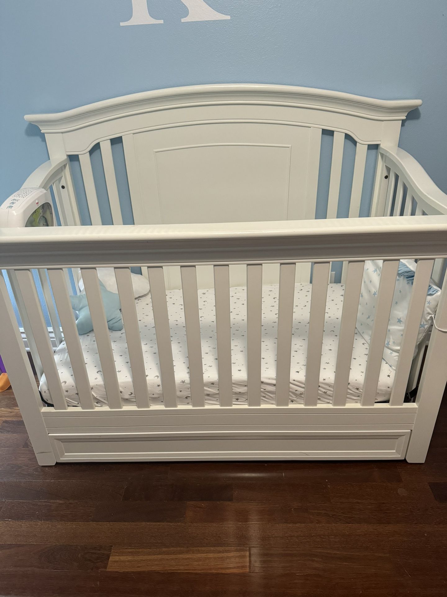Baby Cache Harborbridge White Convertible Crib And Matress Included