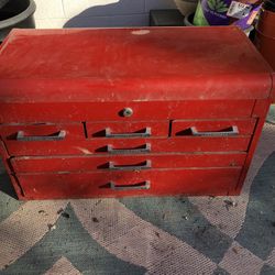 Cornwell Tool Box 26x16x13 and 60 Pounds 6 Drawer