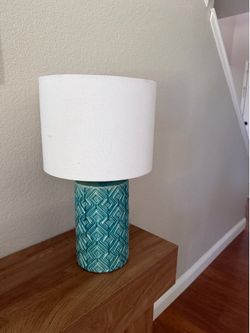 Table lamp