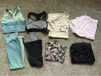 Women’s workout clothes