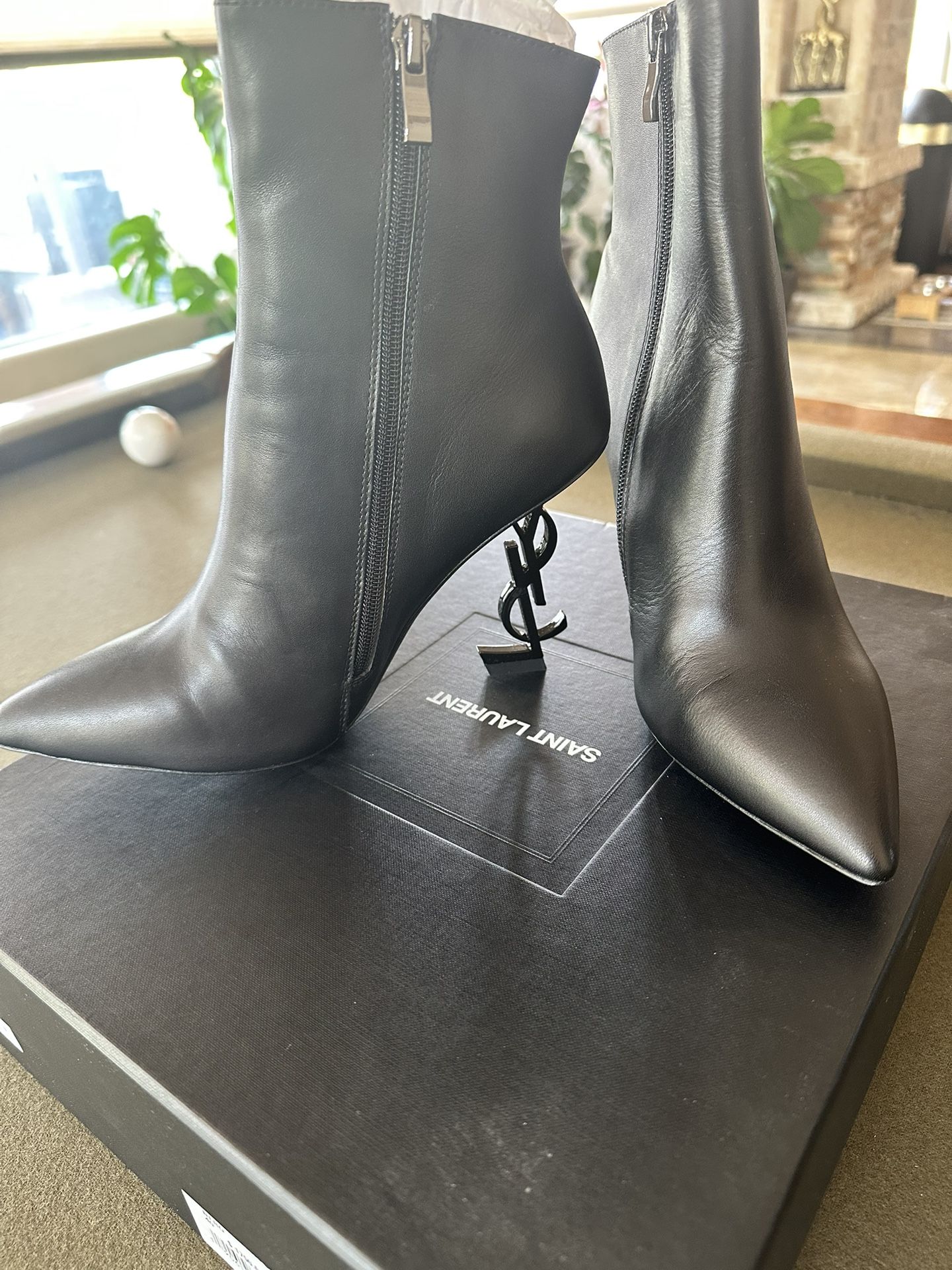 Beautiful Black YSL Logo Heel Bootie