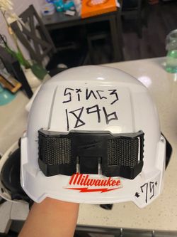 Milwaukee construction hard hat