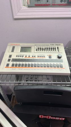 Roland 707