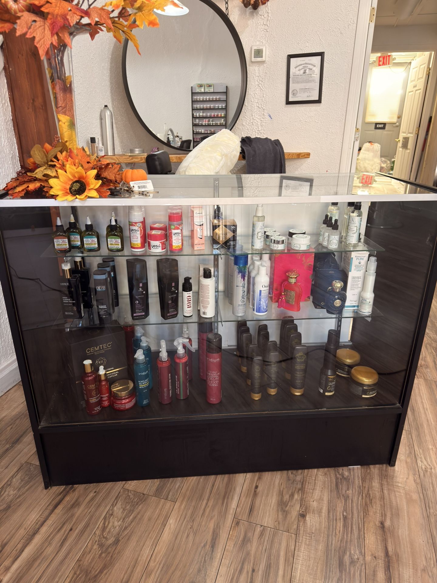 Glass Shelve Display 