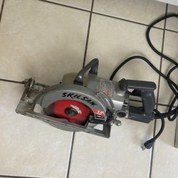 FOR SALE SKILL SAW 