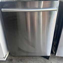 SAMSUNG DISHWASHER  DELIVERY AVAILABLE FOR SMALL FEE 🚛