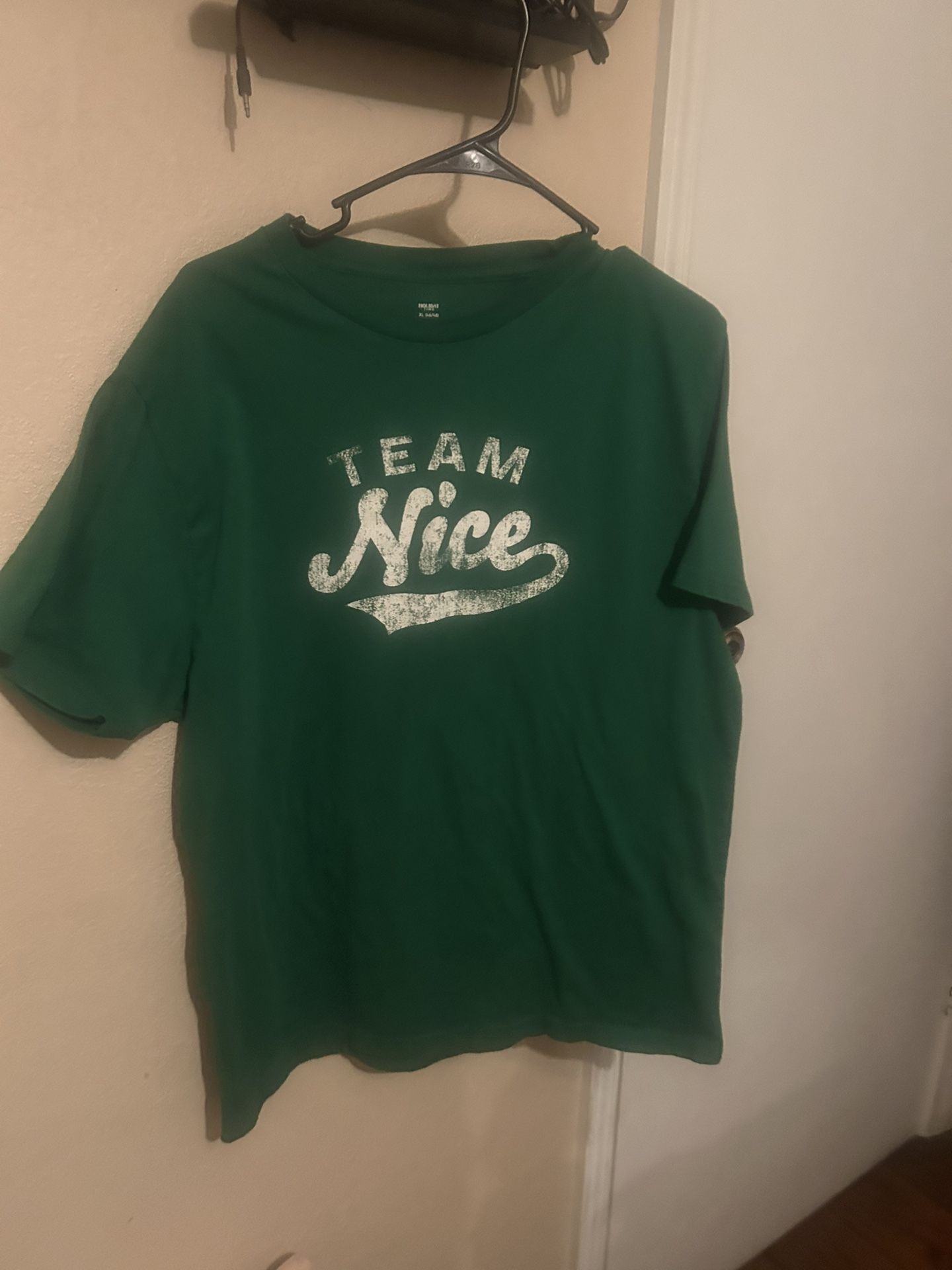 Christmas Shirt 3.00$
