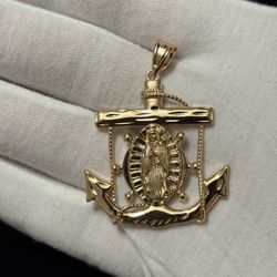 14k Yellow Gold Filled Saint Marry Anchor Pendant 
