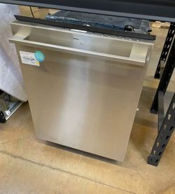 24 inch wide stainless steel dishwasher Ge monogram