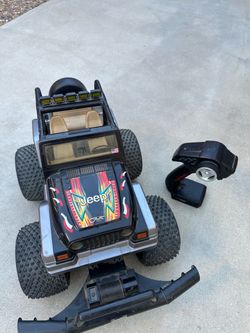 Jeep Rubicon RC Truck with Controller