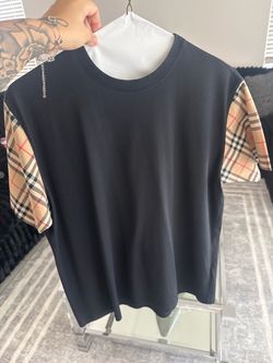 Burberry t shirt
