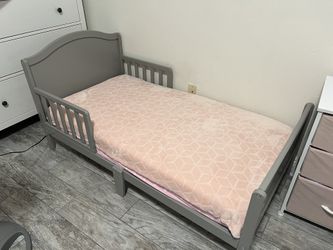 Toddler Bed With Mattress